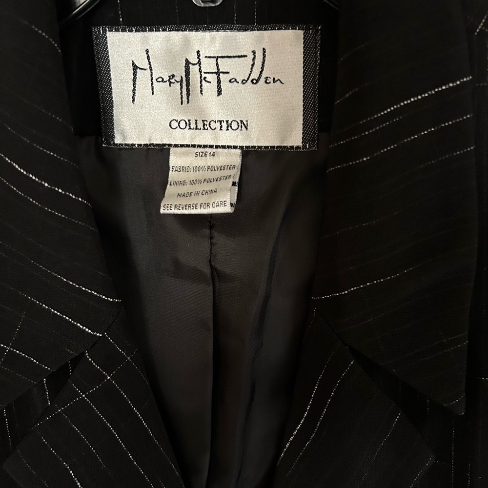 Mary McFadden  vintage 
Long  Blazer- coat